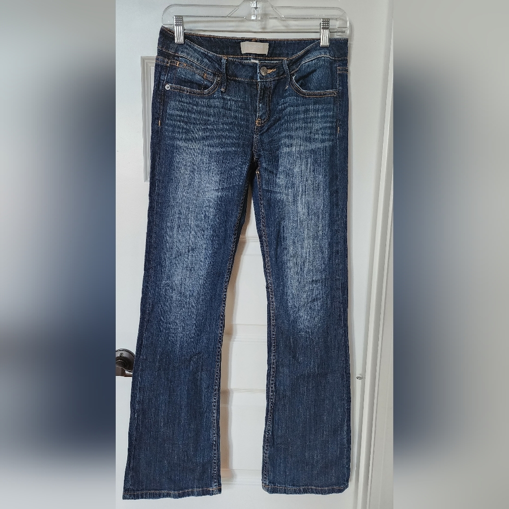Women's like new boot cut jeans, size 2S. 30.5" inseam